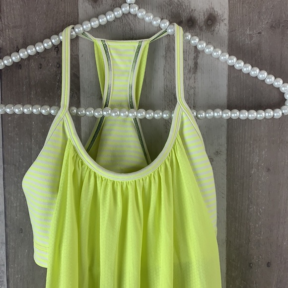 Lululemon No Limits razor back tank top size 4 - Picture 3 of 8